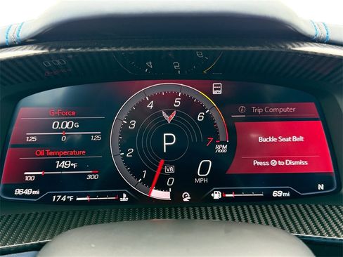 Used 2021 Chevrolet Corvette Stingray Premium Cpe w/ Z51 Performance Package image 13