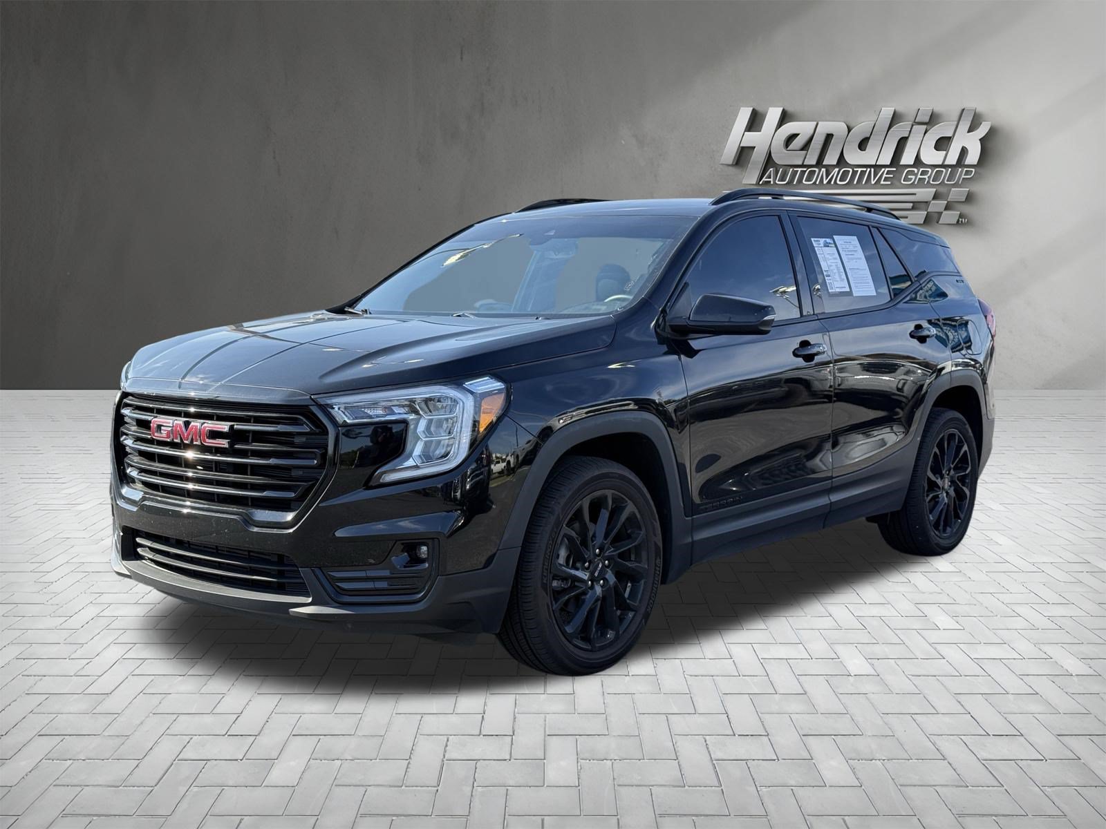 Used 2024 GMC Terrain SLT w/ Elevation Edition AWD/4WD image 5