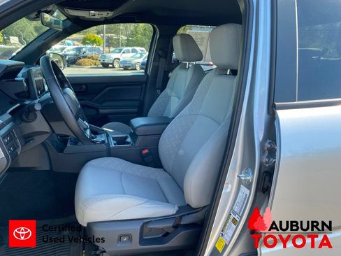Certified 2025 Toyota Tacoma SR5 AWD/4WD image 30