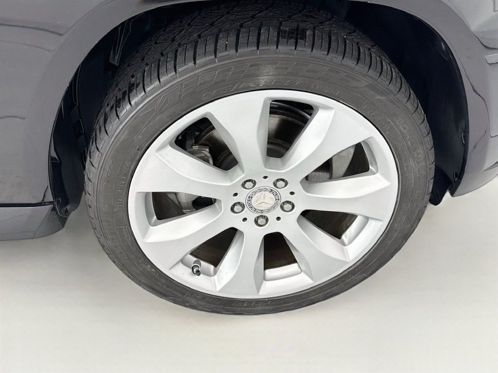 Used 2010 Mercedes-Benz GLK 350 2WD image 29