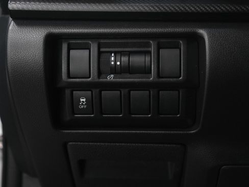 Used 2018 Subaru Impreza 2.0i image 24