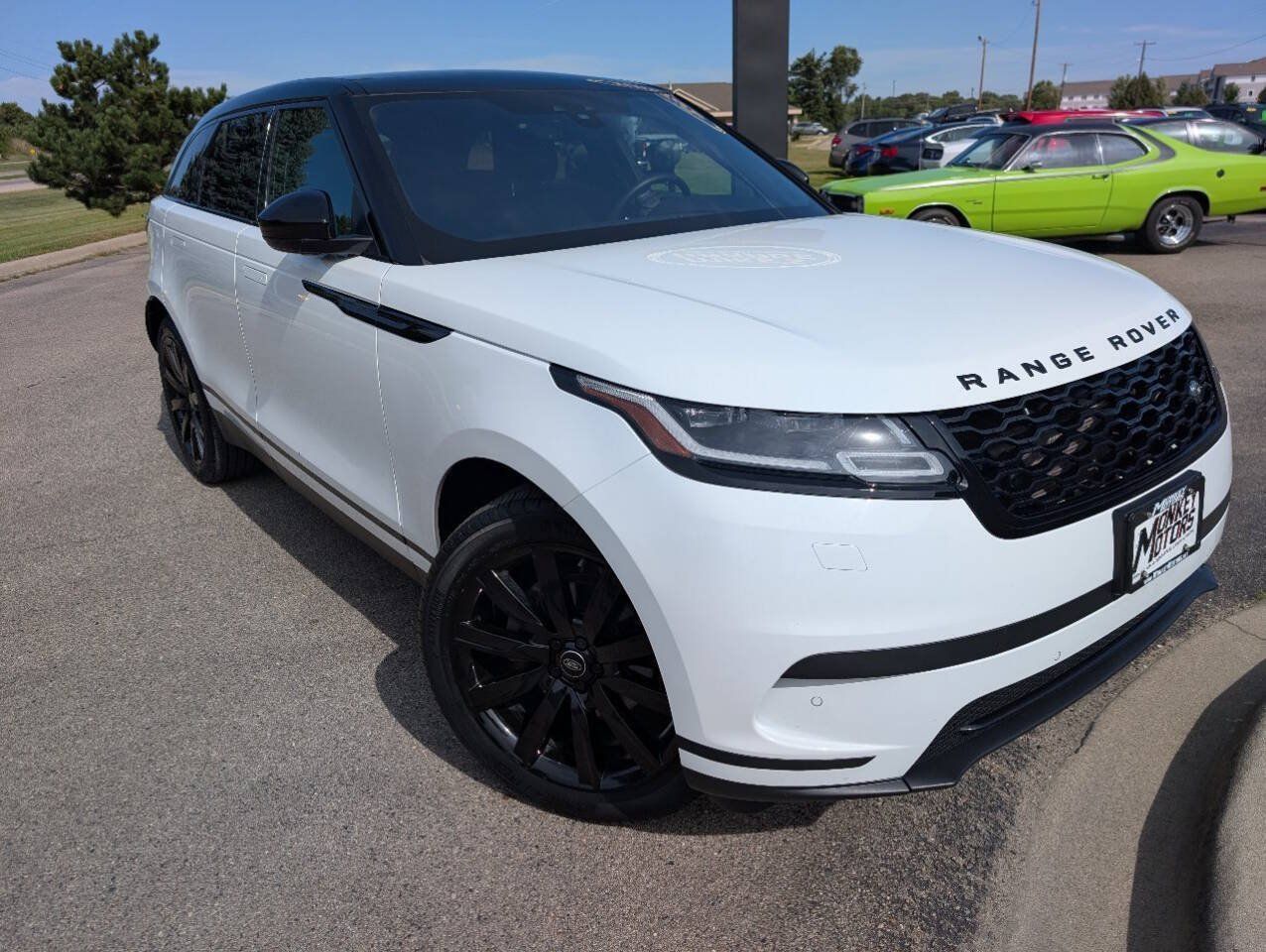 Used 2020 Land Rover Range Rover Velar S AWD/4WD image 3