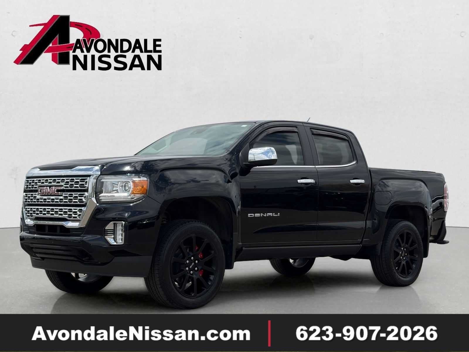 Used 2022 GMC Canyon Denali w/ Denali Black Edition Package AWD/4WD image 1