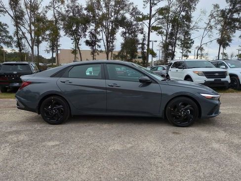 New 2026 Hyundai Elantra Sport FWD image 4