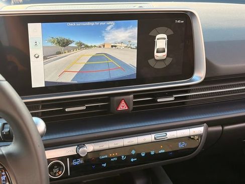 Used 2025 Hyundai Ioniq 6 SE RWD image 14