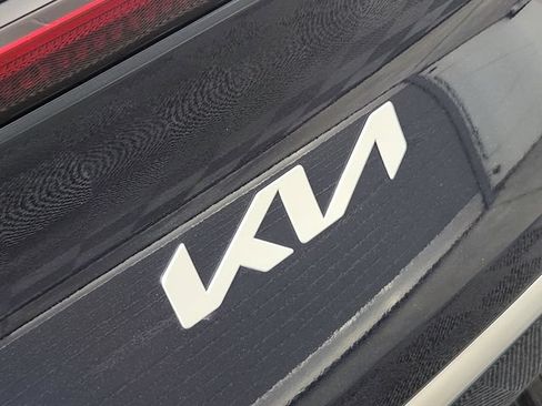 Used 2024 Kia EV6 Wind AWD/4WD image 9