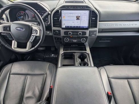 Used 2022 Ford F250 Lariat w/ Lariat Ultimate Package AWD/4WD image 16