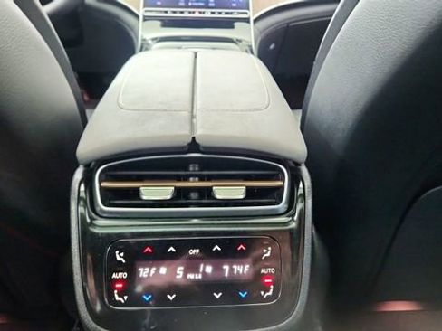 Used 2022 Mercedes-Benz EQS 450+ Sedan image 52