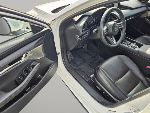 Used 2019 MAZDA MAZDA3 AWD Hatchback w/ Premium Pkg image 21