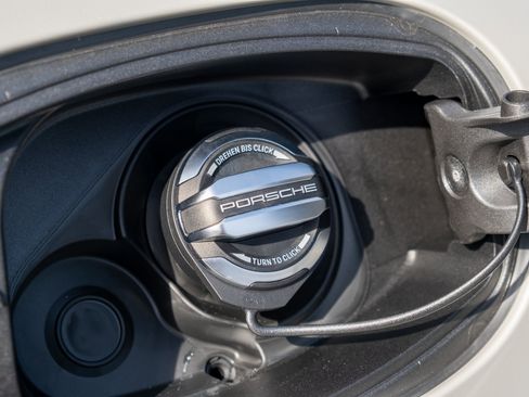 New 2026 Porsche Cayenne AWD/4WD image 37