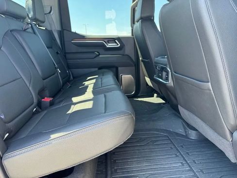 Used 2024 GMC Sierra 1500 Denali AWD/4WD image 17