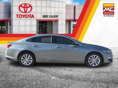 Used 2023 Chevrolet Malibu LT FWD image 6