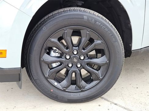 Used 2023 Ford Maverick XLT w/ Black Appearance Package image 9