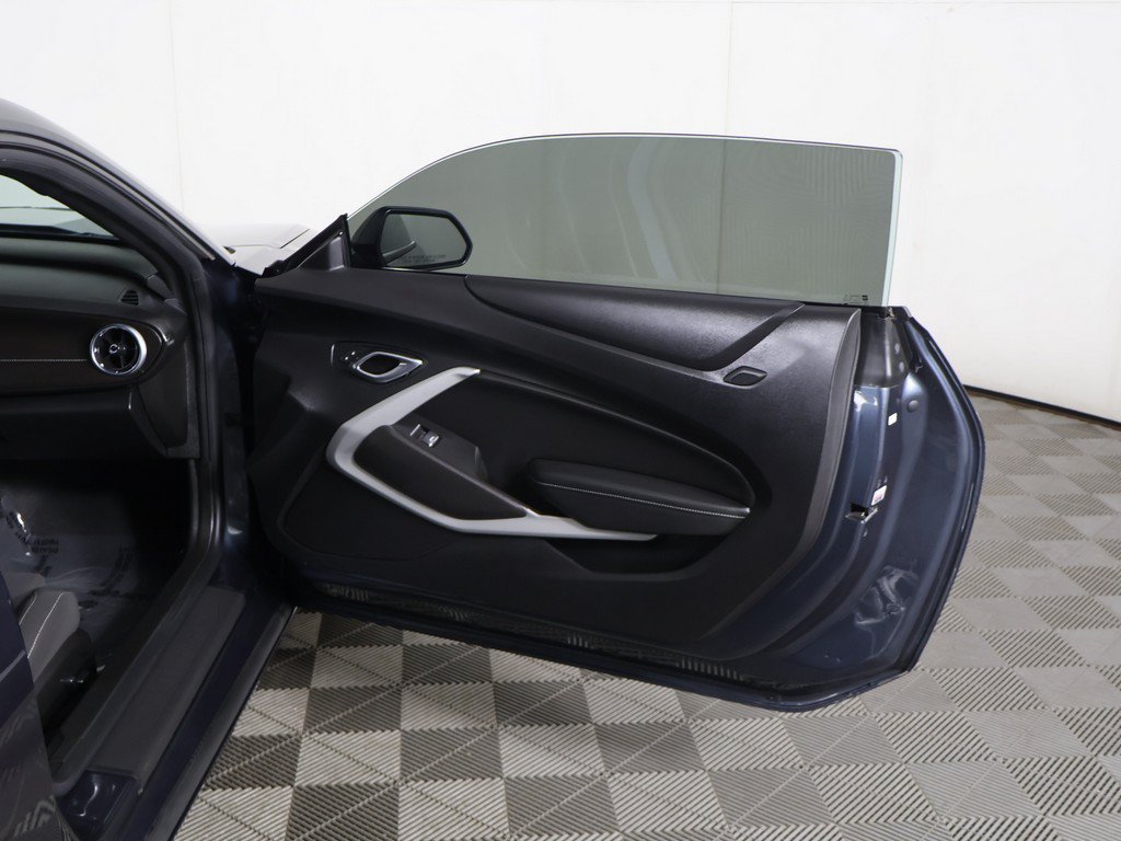 Used 2021 Chevrolet Camaro SS RWD image 16