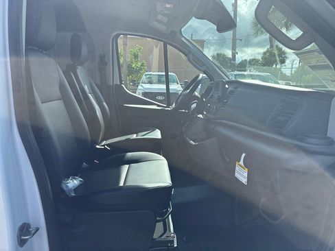 New 2025 Ford Transit 150 Low Roof image 22