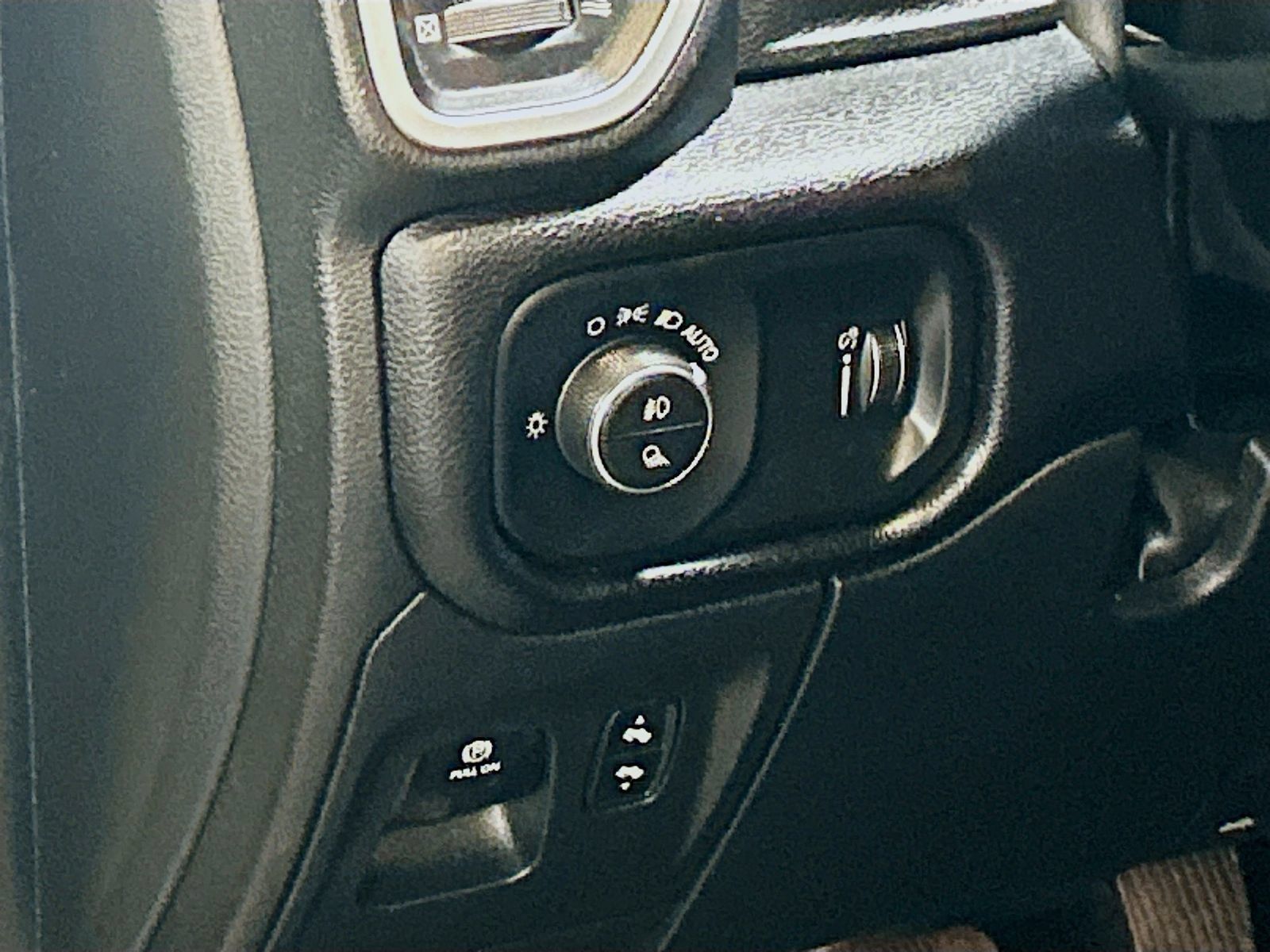 Used 2022 RAM 1500 Big Horn AWD/4WD image 10