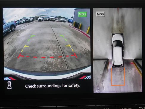 Used 2023 Nissan Rogue SL w/ SL Premium Package image 21