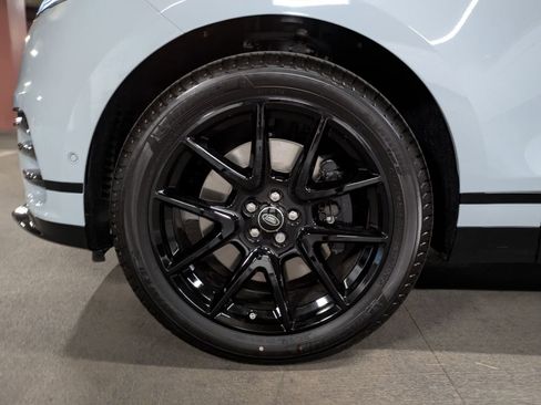 New 2026 Land Rover Range Rover Velar Dynamic SE image 11