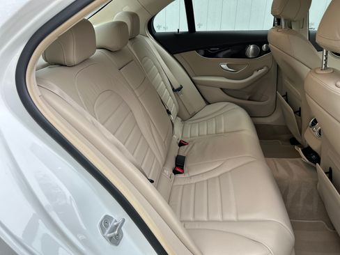 Used 2015 Mercedes-Benz C 300 4MATIC Sedan image 42
