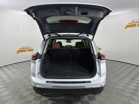 New 2026 Nissan Rogue Platinum w/ Platinum Premium Package image 5