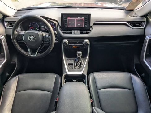 Used 2021 Toyota RAV4 XLE Premium FWD image 18