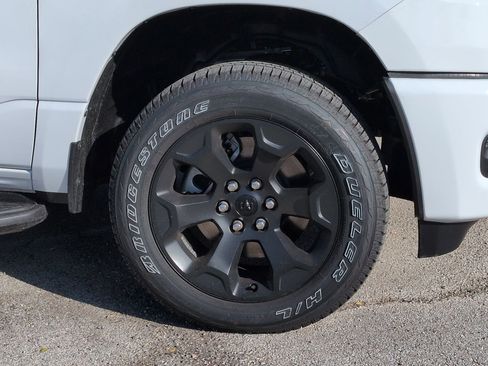 New 2026 RAM 1500 Express image 10