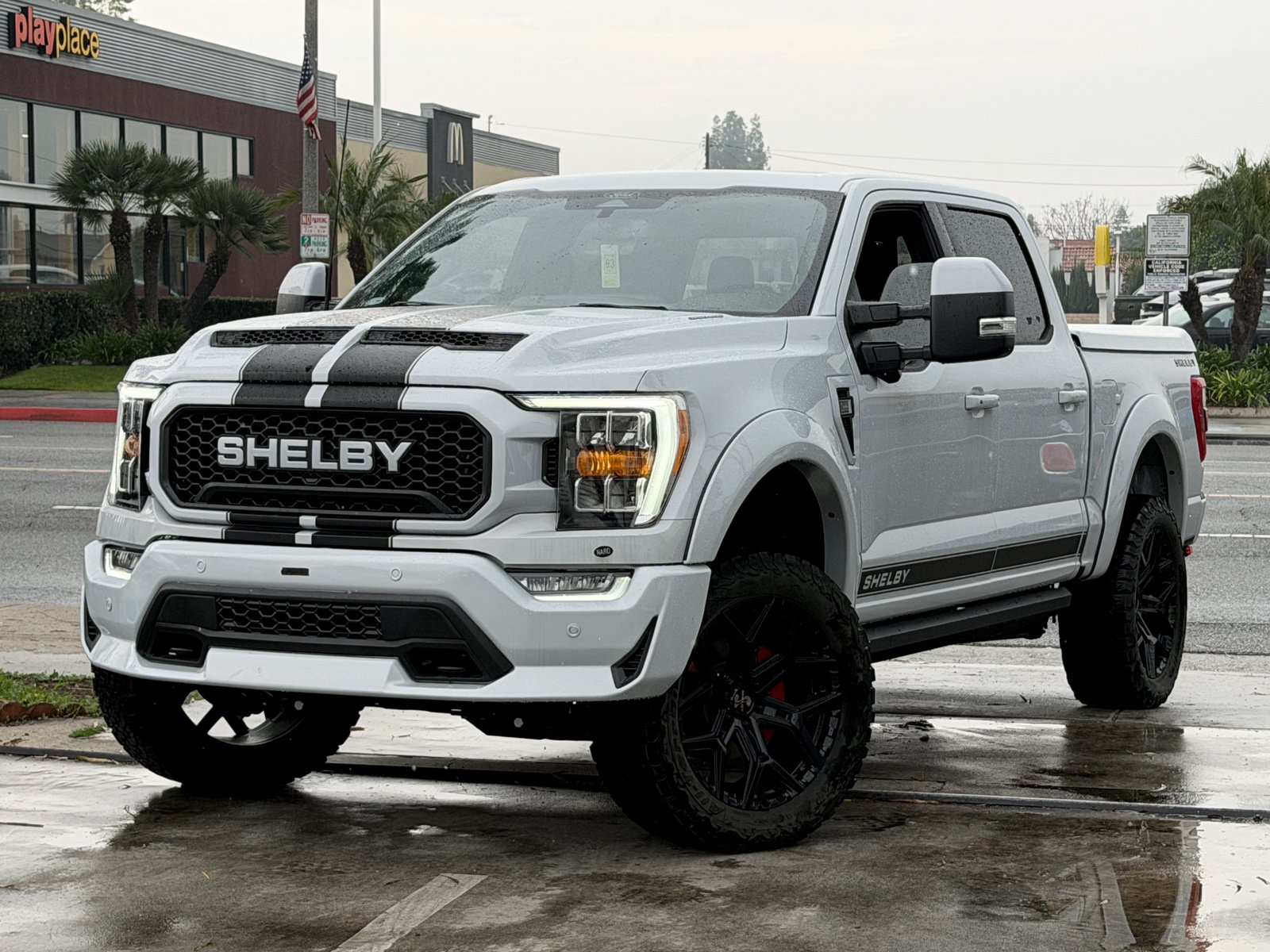 Used 2022 Ford F150 Lariat w/ Max Trailer Tow Package AWD/4WD image 1