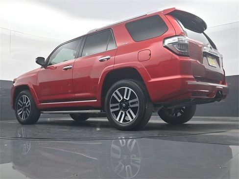 Used 2021 Toyota 4Runner Limited image 31