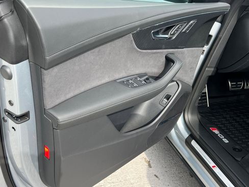 New 2025 Audi SQ8 Prestige image 10