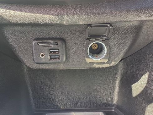 Used 2021 Chevrolet Traverse High Country image 7