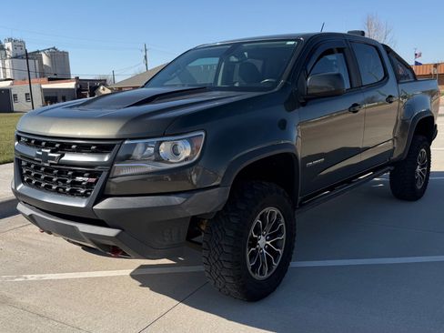 Used 2018 Chevrolet Colorado ZR2 image 9