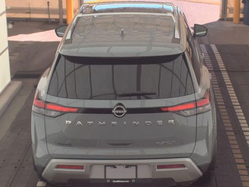 Used 2024 Nissan Pathfinder Platinum w/ Cargo Package FWD image 10