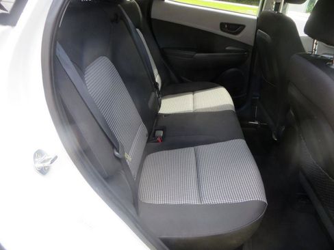 Used 2020 Hyundai Kona SEL FWD image 24