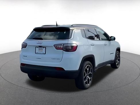 Used 2025 Jeep Compass Limited AWD/4WD image 14