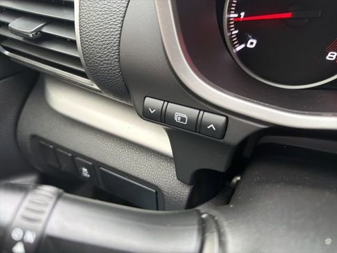 Used 2020 Mitsubishi Eclipse Cross ES image 22