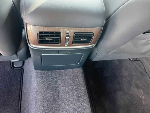 Used 2019 INFINITI Q70 L 3.7 w/ Sensory Package image 27