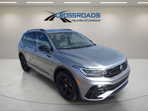 Used 2023 Volkswagen Tiguan SE R-Line image 7