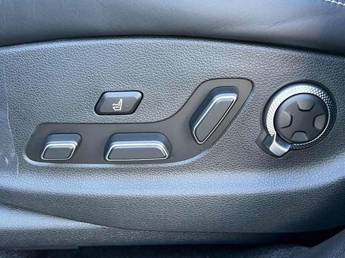 New 2025 Genesis Electrified GV70 Advanced w/ Prestige Package image 19