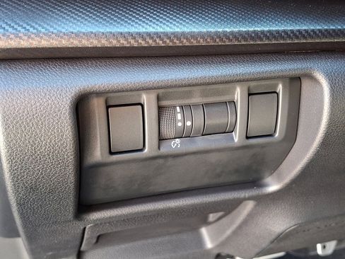 Used 2024 Subaru Crosstrek 2.5i Sport image 26