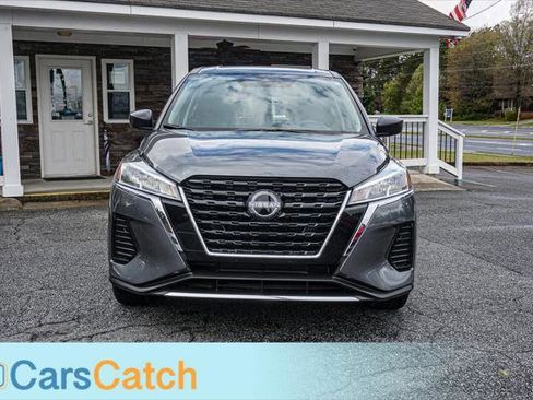 Used 2023 Nissan Kicks S image 11