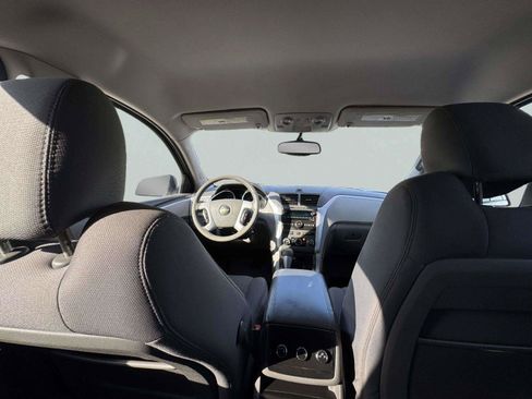Used 2012 Chevrolet Traverse LS FWD image 45