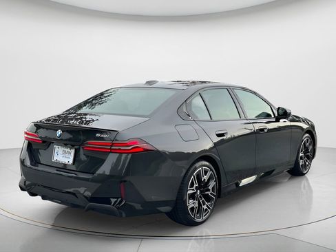 New 2027 BMW 530i RWD image 5