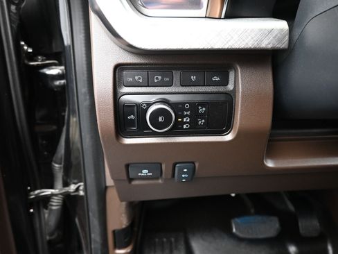 Used 2024 Ford F350 King Ranch image 9