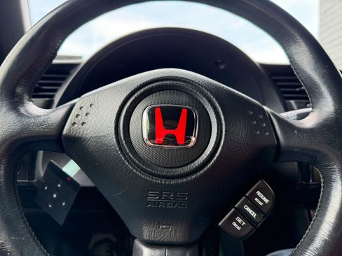 Used 2006 Honda S2000 image 21