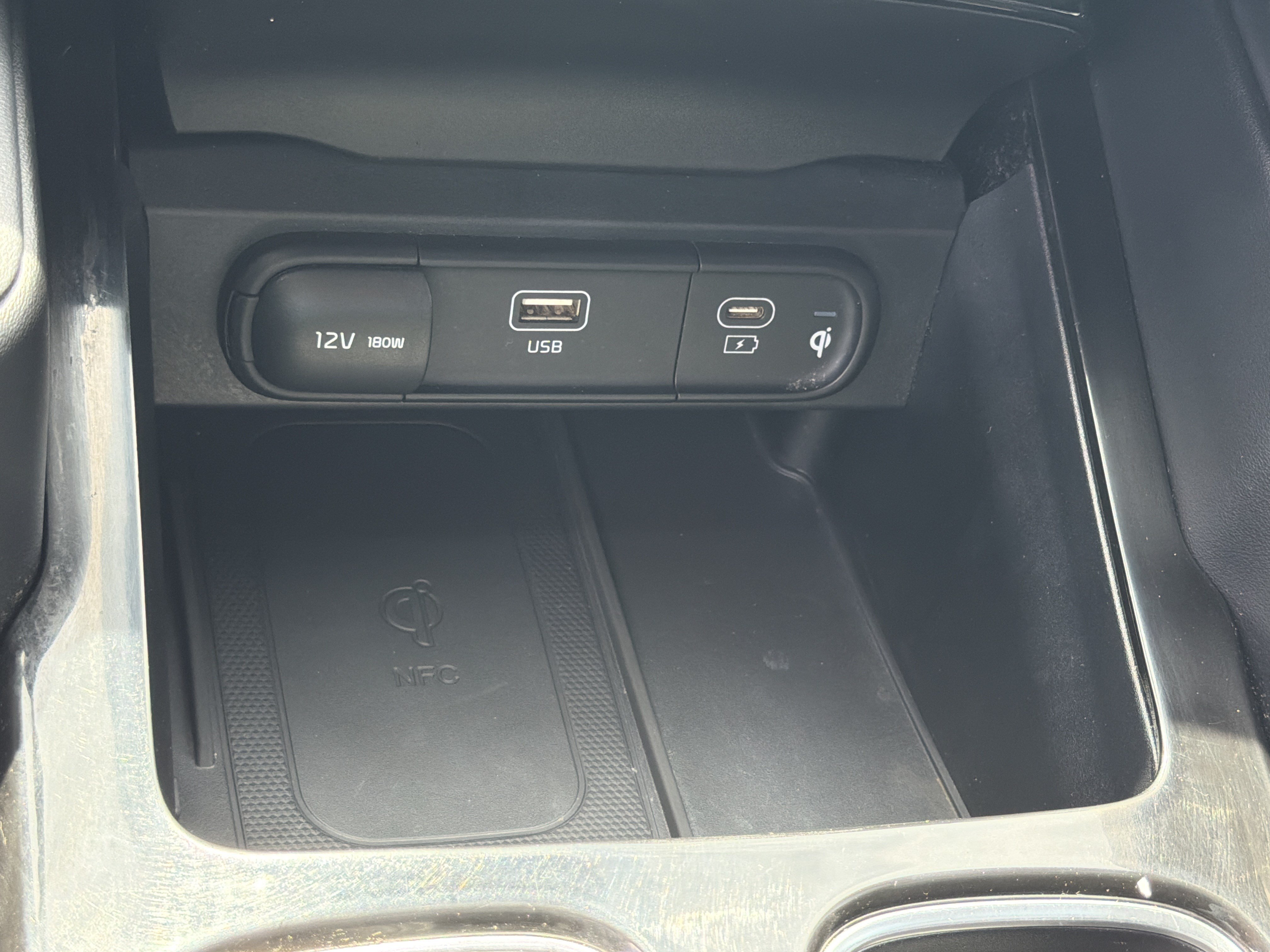 Certified 2023 Kia Telluride SX Prestige AWD/4WD image 35