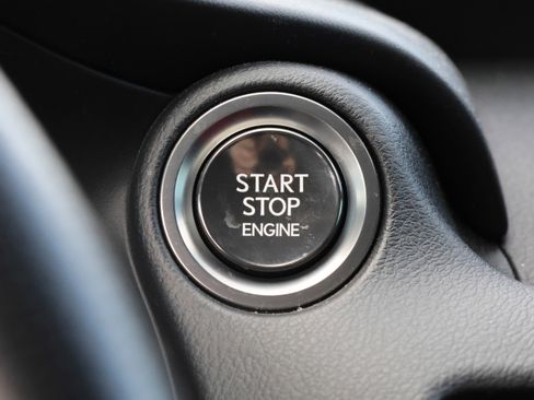 Certified 2025 Lexus IS 350 F Sport image 22