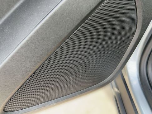 Certified 2023 Chevrolet Equinox LS w/ Driver Confidence II Package image 23