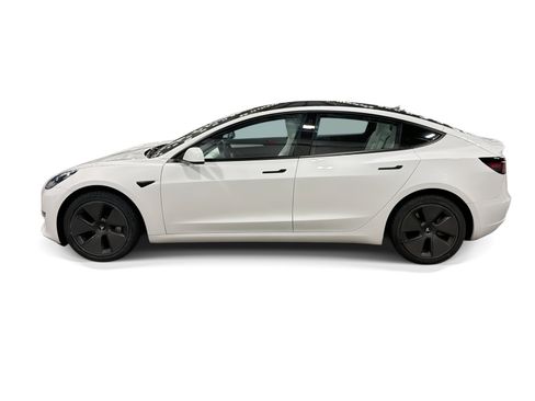Certified 2023 Tesla Model 3 Standard Range RWD image 3