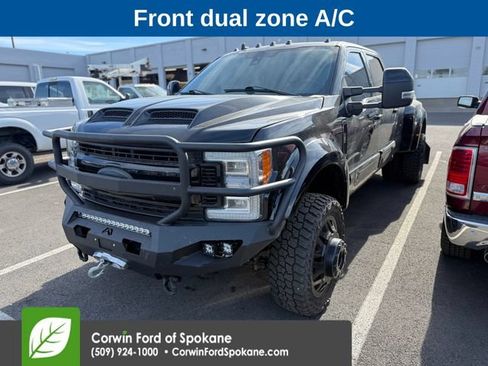 Used 2019 Ford F450 Lariat w/ Lariat Ultimate Package AWD/4WD image 3