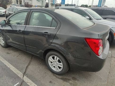 Used 2014 Chevrolet Sonic LT FWD image 9